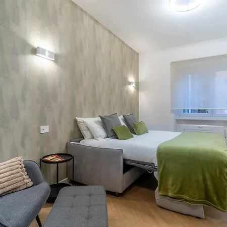 Cyprus - Roma's Delightful Apartamento