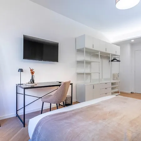 Cyprus - Roma's Delightful Apartamento *